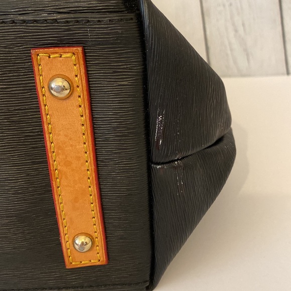 Dooney & Bourke Black Epi Leather Dillen Double Pocket Satchel - Picture 7 of 9